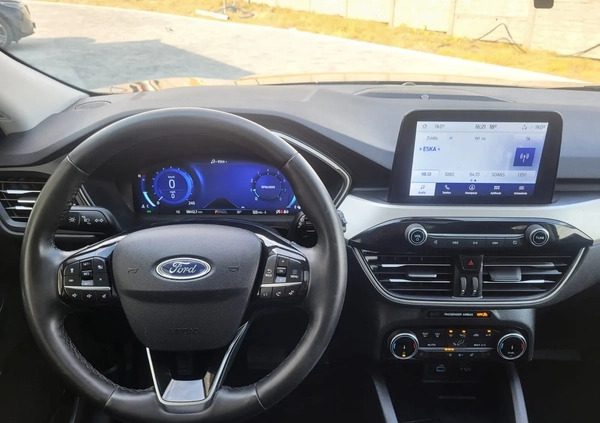 Ford Kuga cena 96900 przebieg: 58000, rok produkcji 2022 z Tarnów małe 742